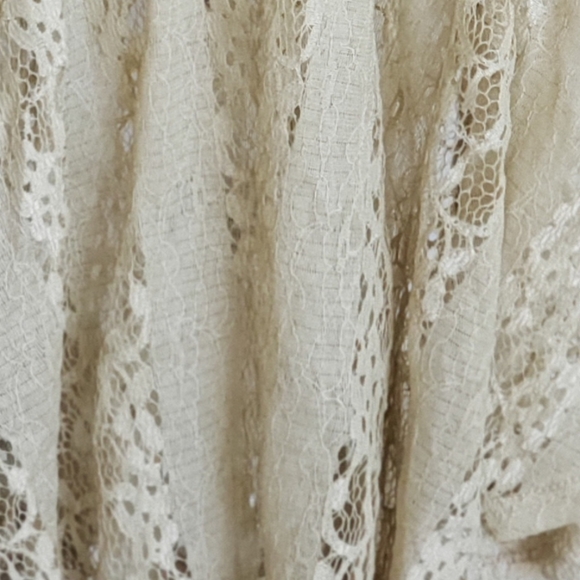 Lace blouse - Picture 8 of 8